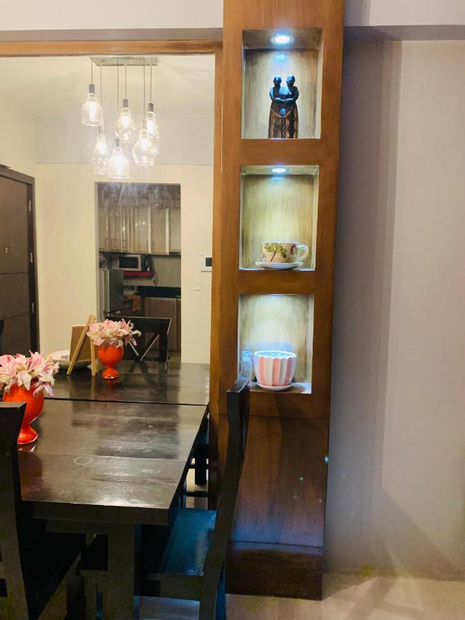 One Palm Tree Villas Condominium - Studio 10O With Balcony - Across Terminal 3 Airport Manila Kültér fotó